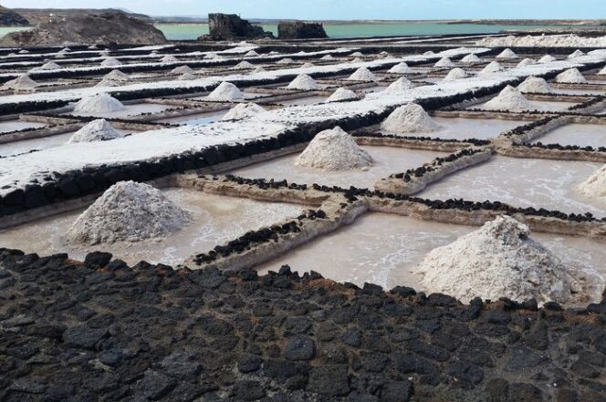 
 Masalah Kualitas, Luluk Janji Perbaiki Produksi Garam Madura