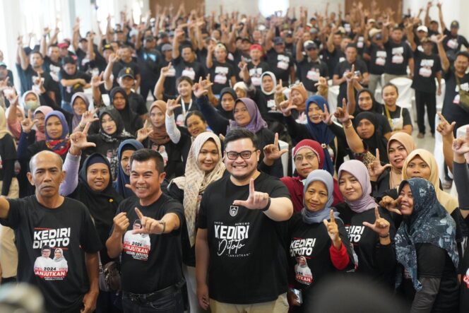 
 Relawan P2K Optimistis Menangkan Dhito-Dewi Jilid 2