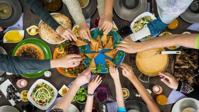 
 5 Tradisi Buka Bersama saat Ramadan yang Selalu Dinanti